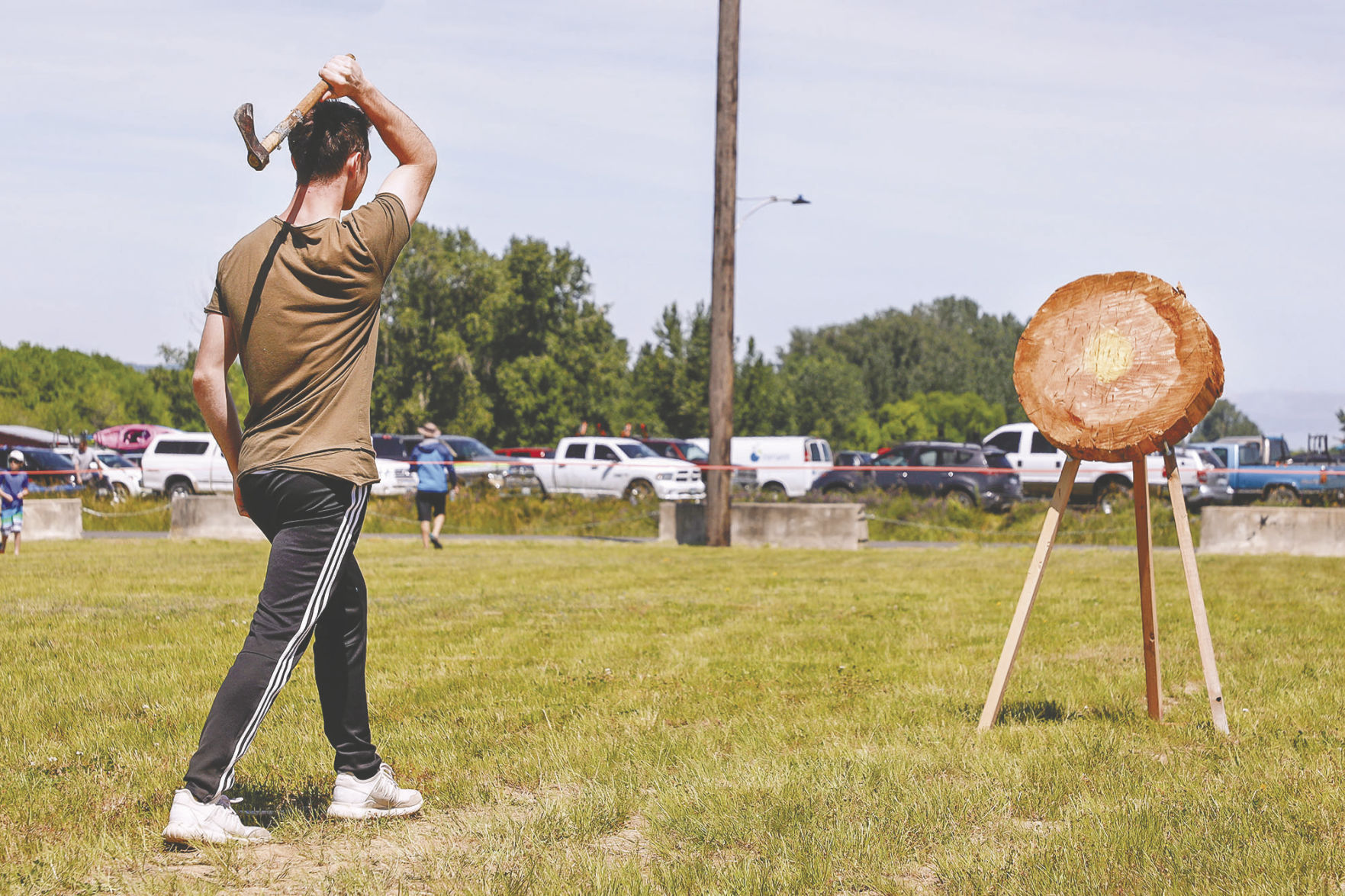 Axe-throwing